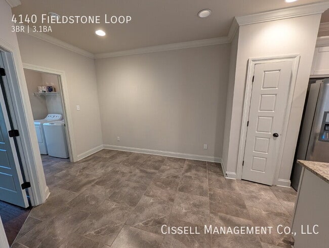 Building Photo - 4140 Fieldstone Lp