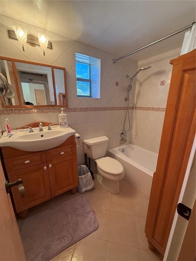 Building Photo - 1480 Euclid Ave