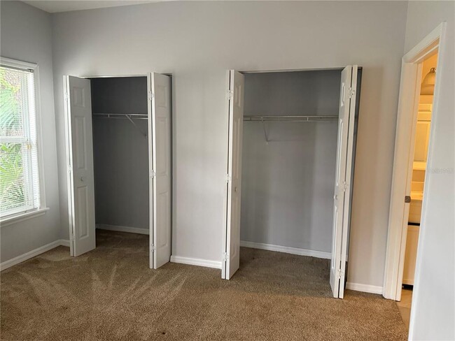 Building Photo - 1796 Bloxam Ave