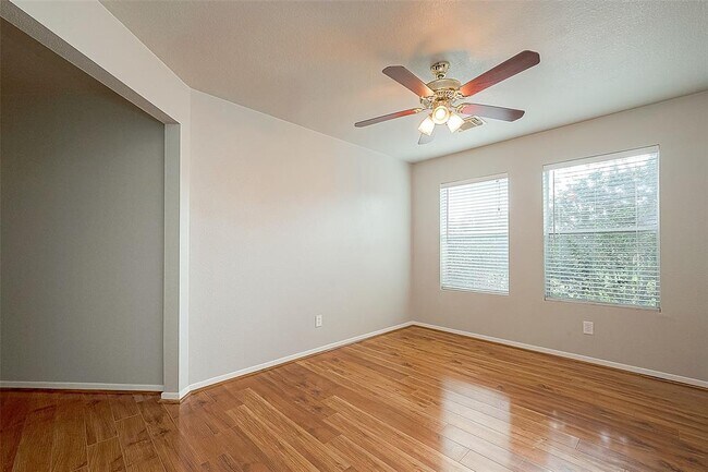 Building Photo - 1202 Sabine Brook Way
