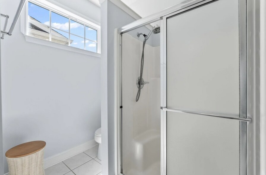 Building Photo - 136 Regency Dr