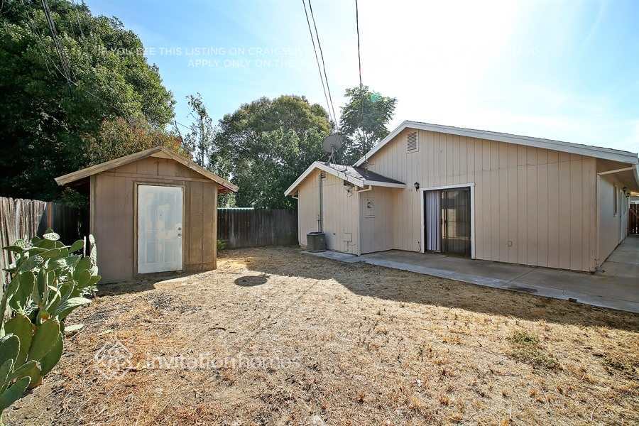 Building Photo - 3725 17th Ave