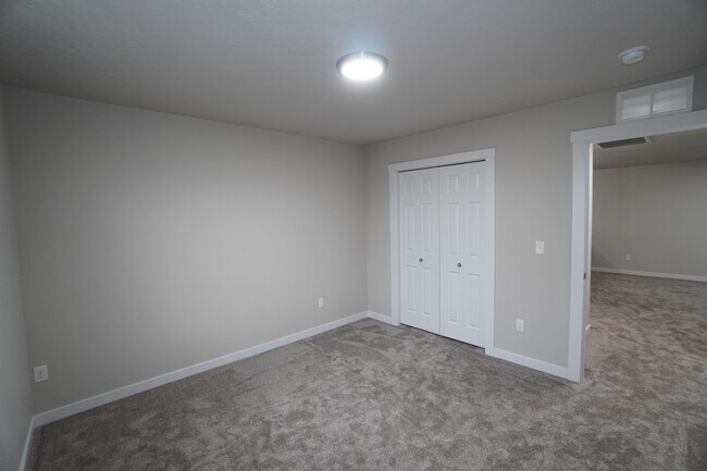 Building Photo - 13776 S Piano Ave