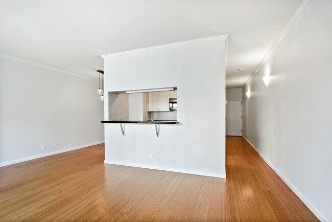 Building Photo - 1425 Vallejo St.