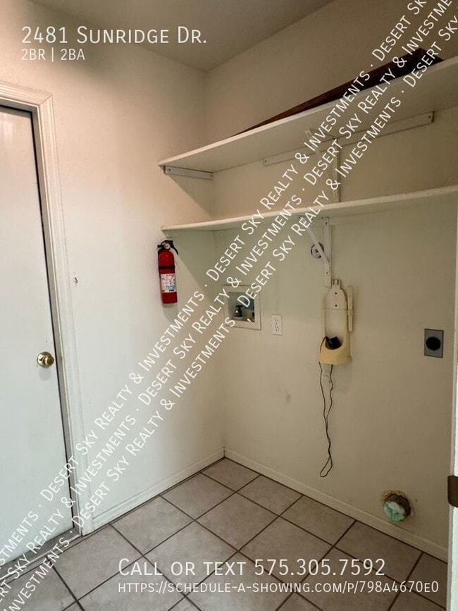 Building Photo - 2481 Sunridge Dr