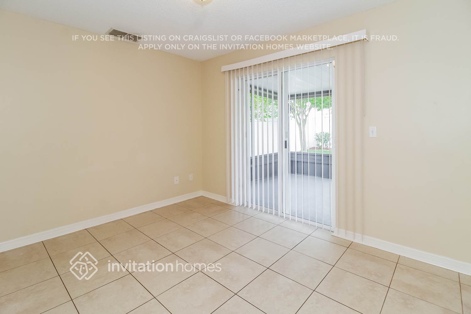Building Photo - 9857 Red Clover Ave