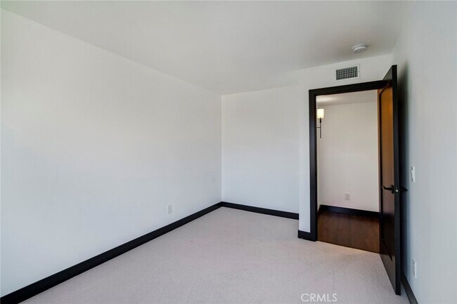 Building Photo - 23276 Atlantis Way