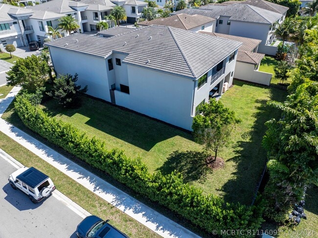 Building Photo - 17081 Five Waters Ave