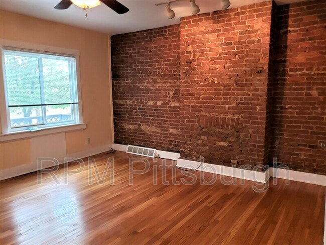 Building Photo - 205 Lehigh Ave