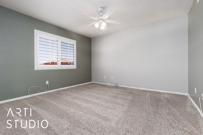 Building Photo - Beautiful 2-bedroom 2-bathroom condo by th...