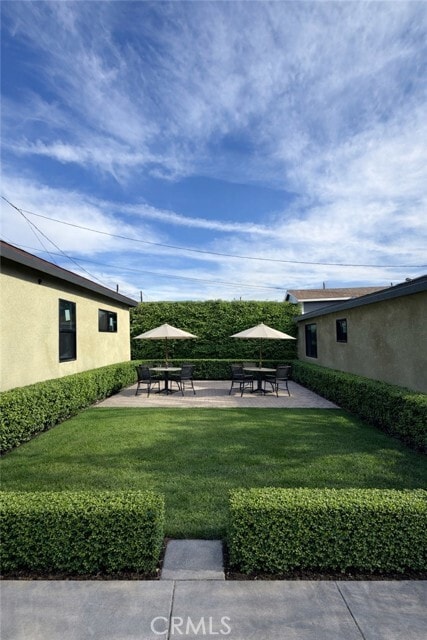 Building Photo - 551 W Crescent Dr