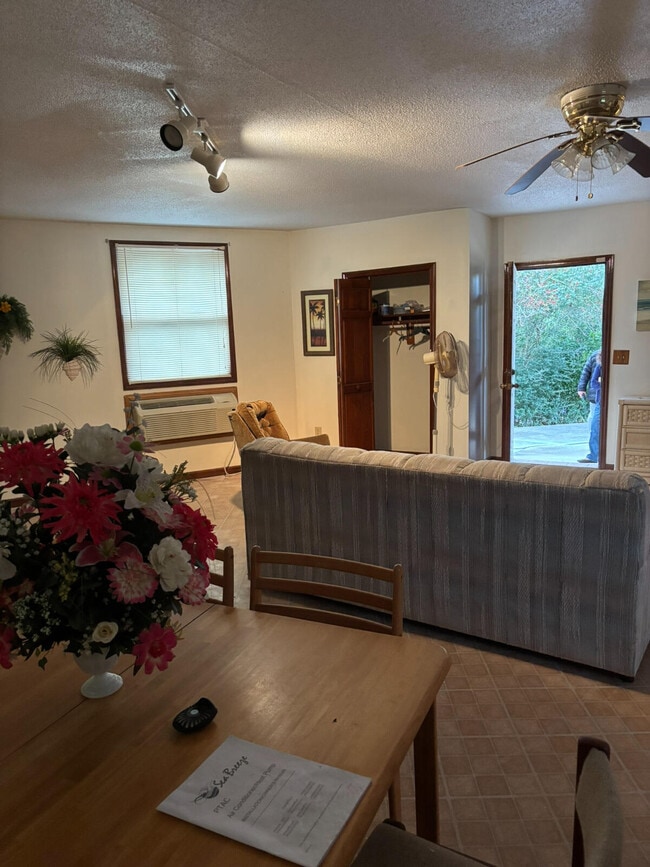 Building Photo - 7500 A1A S