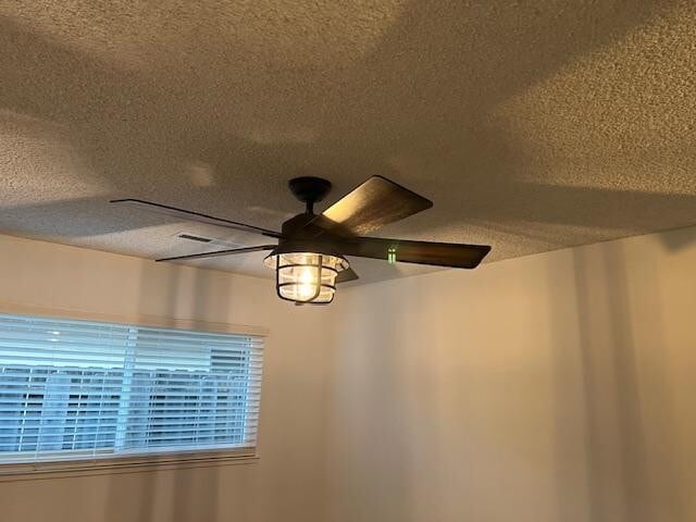 MASTER BEDROOM FAN - 4632 Rishell Ct