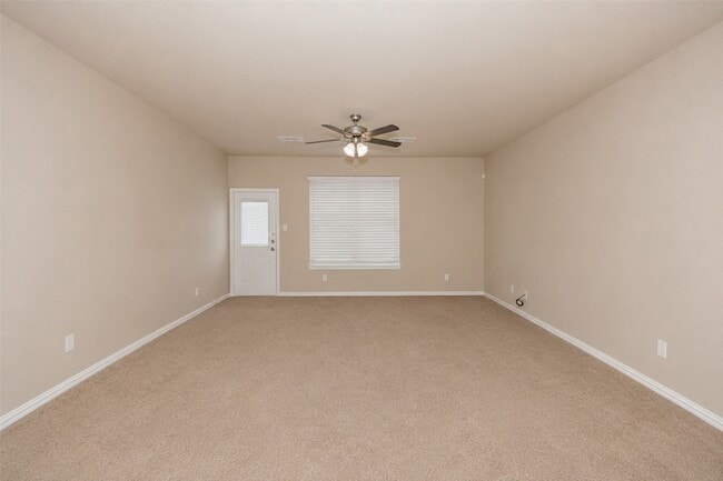 Building Photo - 356 Emerald Creek Dr