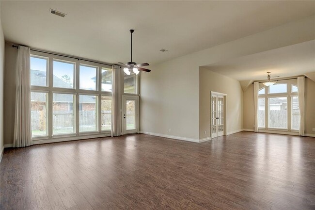 Building Photo - 28310 Lauren Cove Ln