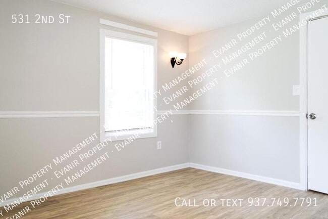 Building Photo - 531 2nd St