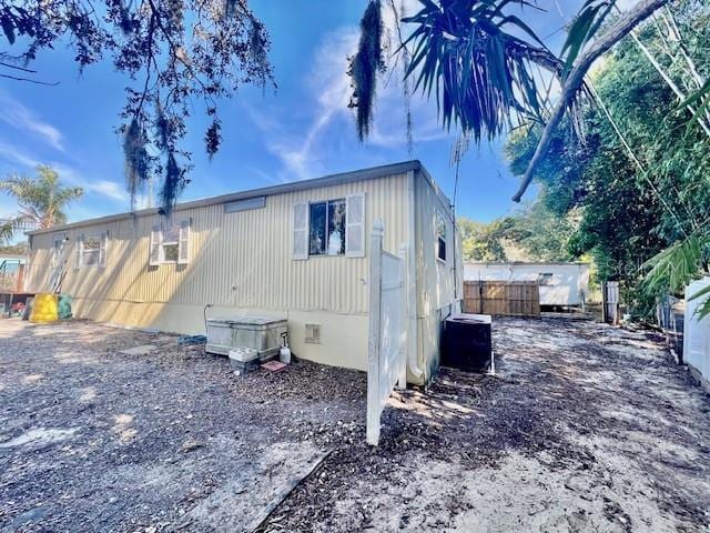 Building Photo - 1216 Liveoak Pkwy