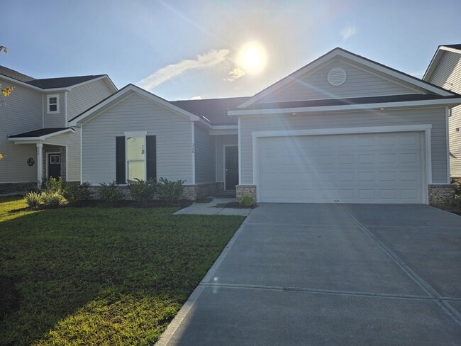 Primary Photo - 226 Justify Ave