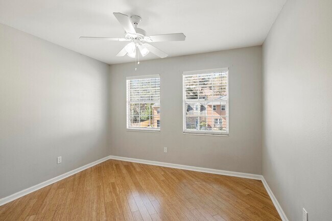 Building Photo - 2387 Gregory Dr