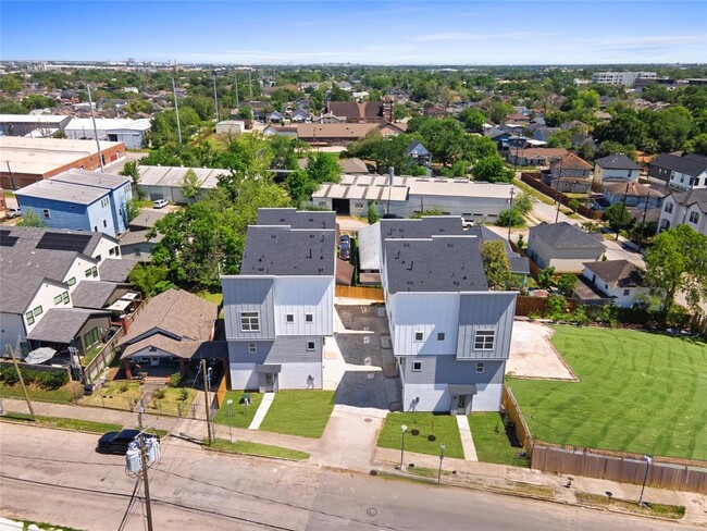 Building Photo - 113 Milby St