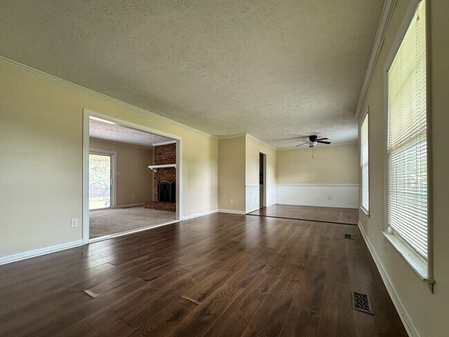 Building Photo - 5961 Chinas Ct