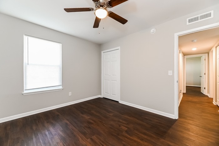 Building Photo - 101 Tweed Ct