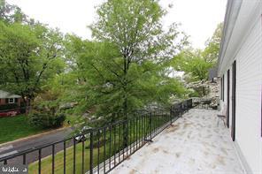 Building Photo - 8208 Thoreau Dr