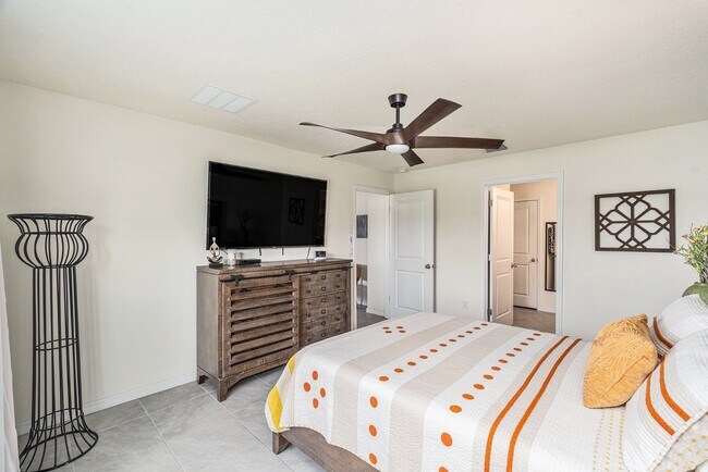 Building Photo - 38271 Sonnet Landing Ave