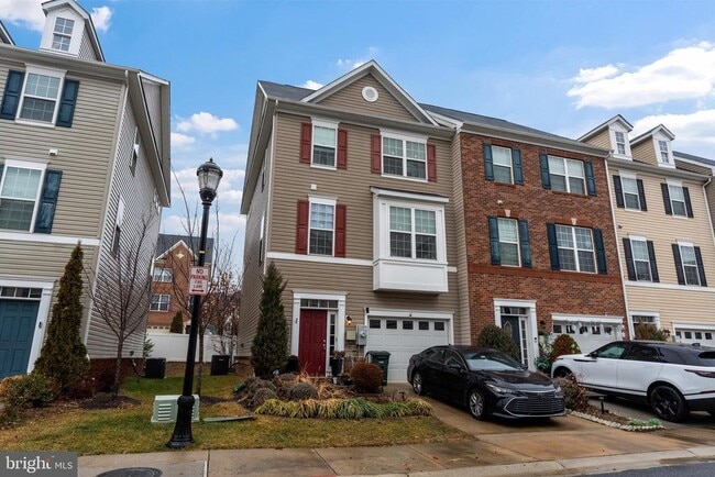 Building Photo - 7722 Dagny Wy