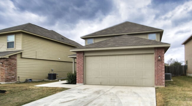 Building Photo - 10611 Goose Way