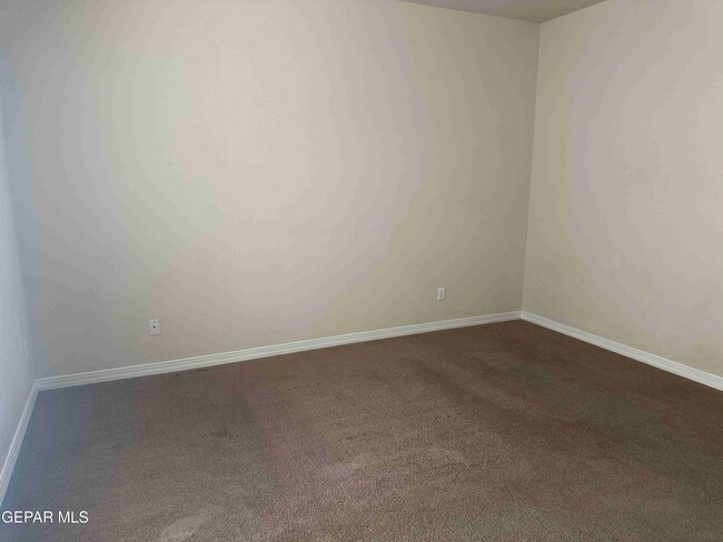 Building Photo - 14712 Far View Ct