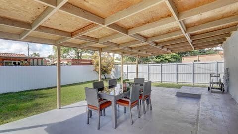 Building Photo - 4186 SW 48th Ct