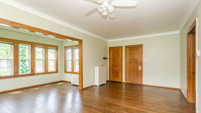 Building Photo - 100 Belle Plaine Ave