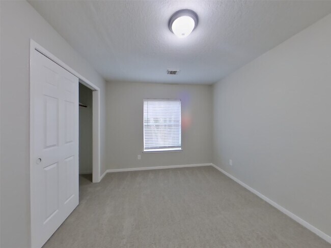 Building Photo - 5814 Kelly Mill Ln