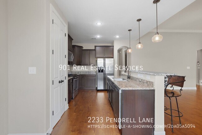 Building Photo - 2233 Pendrell Ln