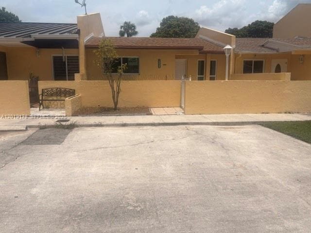 Building Photo - 19435 NW 53rd Ct