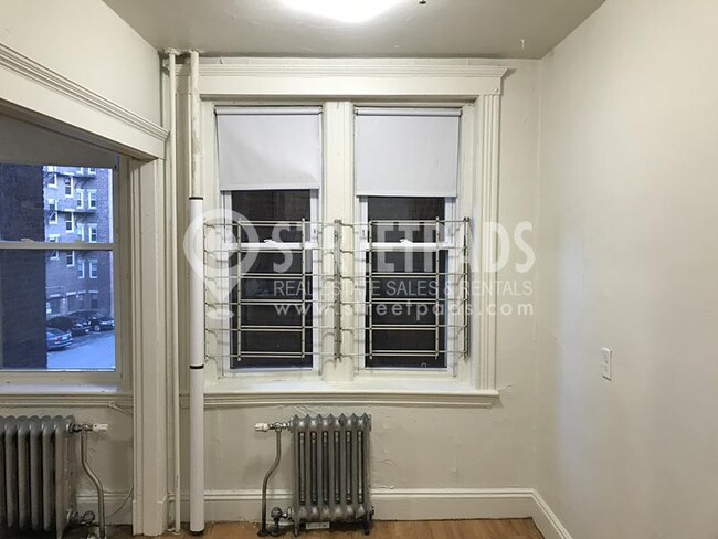 Building Photo - 1 bedroom in Boston MA 02215
