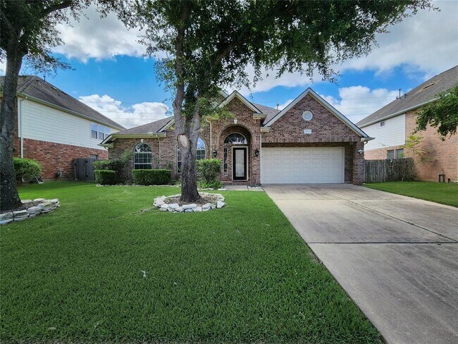 Primary Photo - 3527 Shoreview Ln