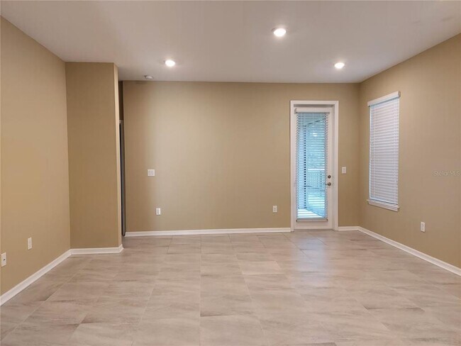 Building Photo - 4923 Rolling Greene Dr