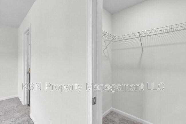 Building Photo - 126 Riverwood Rd