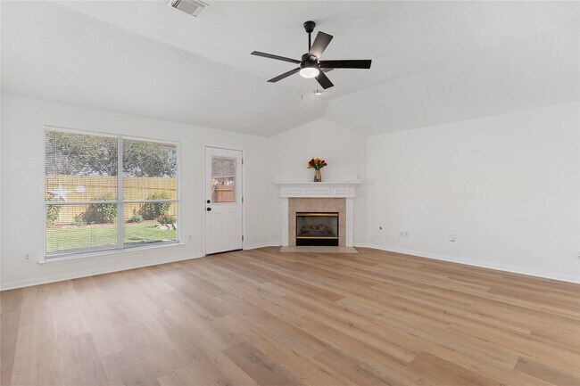 Building Photo - 17606 Forest Haven Trail