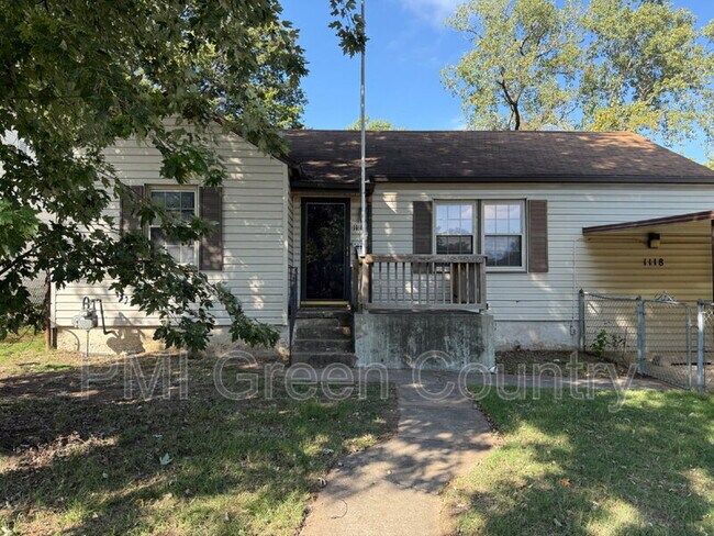 Primary Photo - 1118 N New Haven Ave