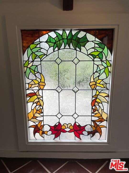 Building Photo - 2667 Lake View Terrace E