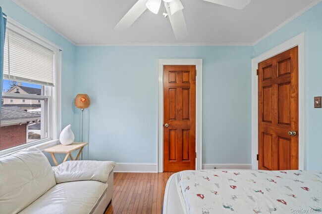 Building Photo - 14-28-28 156th St