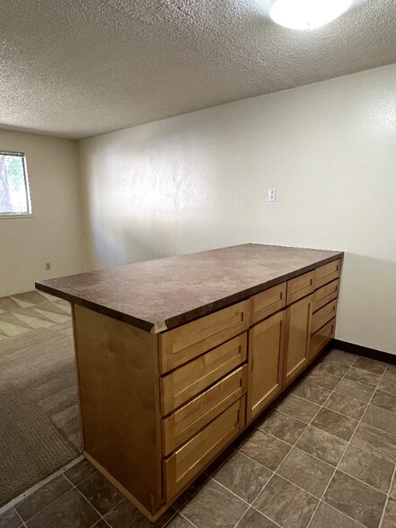 Building Photo - 620 NW 21st St