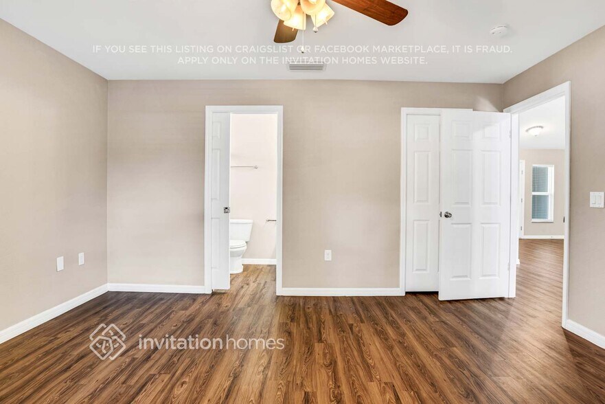 Building Photo - 327 Blue Bayou Dr
