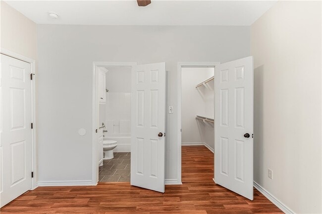 Building Photo - 3933 John Sharp Pkwy