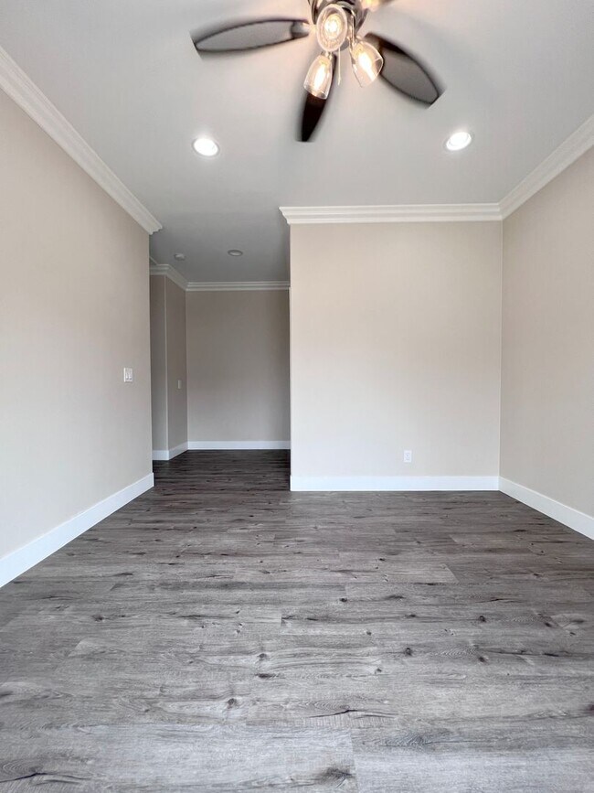 Building Photo - NEW AC - Bright & Spacious Single-Family Home with Pool