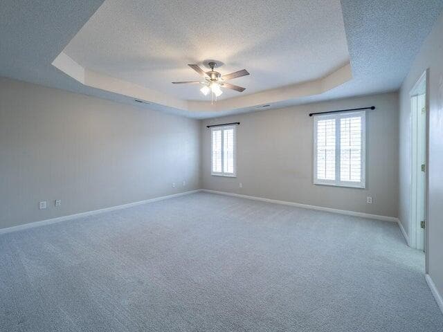 Building Photo - 655 Torrey Pines Dr