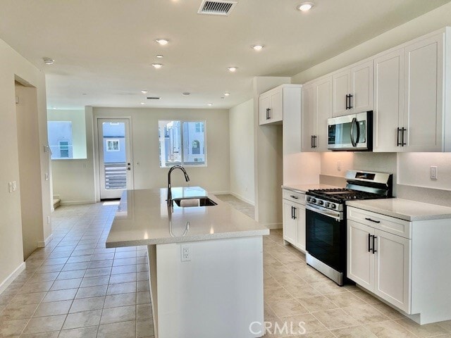 Building Photo - 32007 P.º Deriva